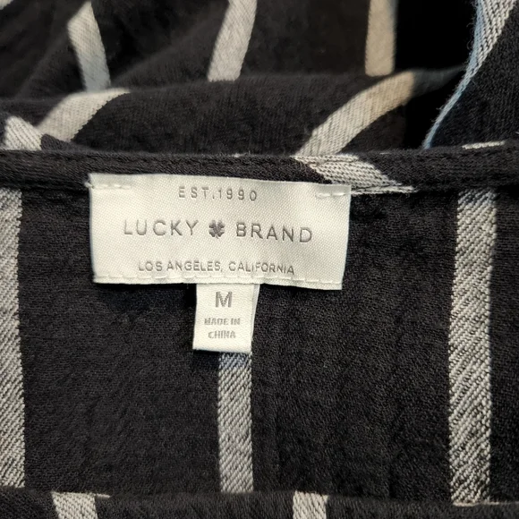 🍉 Lucky Brand Top Black White Medium - Picture 4 of 4